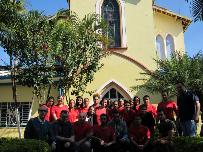 ALUNOS DA ESCOLA DE BOMBEIRO CIVIL DO ROTARY CLUB DE MAUÁ VISITAM SANTA CASA